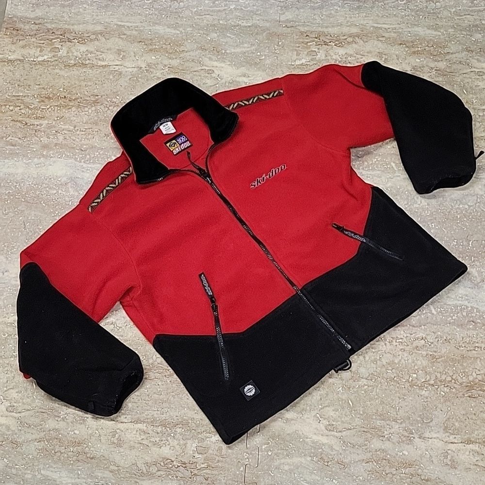 SKI-DOO MENS JACKET SIZE MEDIUM. ALSO CAN BE ADDED AS AN INSIDE BIG COAT JACKET